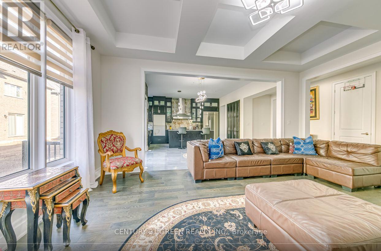 1367 Pelican Passage, Oakville, Ontario  L6H 7Z9 - Photo 13 - W12572956