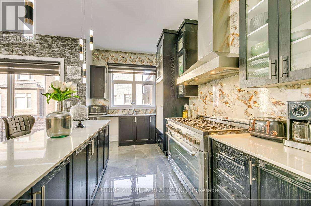 1367 Pelican Passage, Oakville, Ontario  L6H 7Z9 - Photo 10 - W12572956