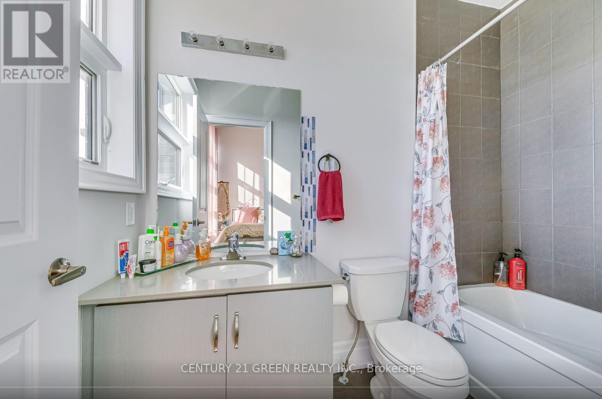 1367 Pelican Passage, Oakville, Ontario  L6H 7Z9 - Photo 20 - W12572956