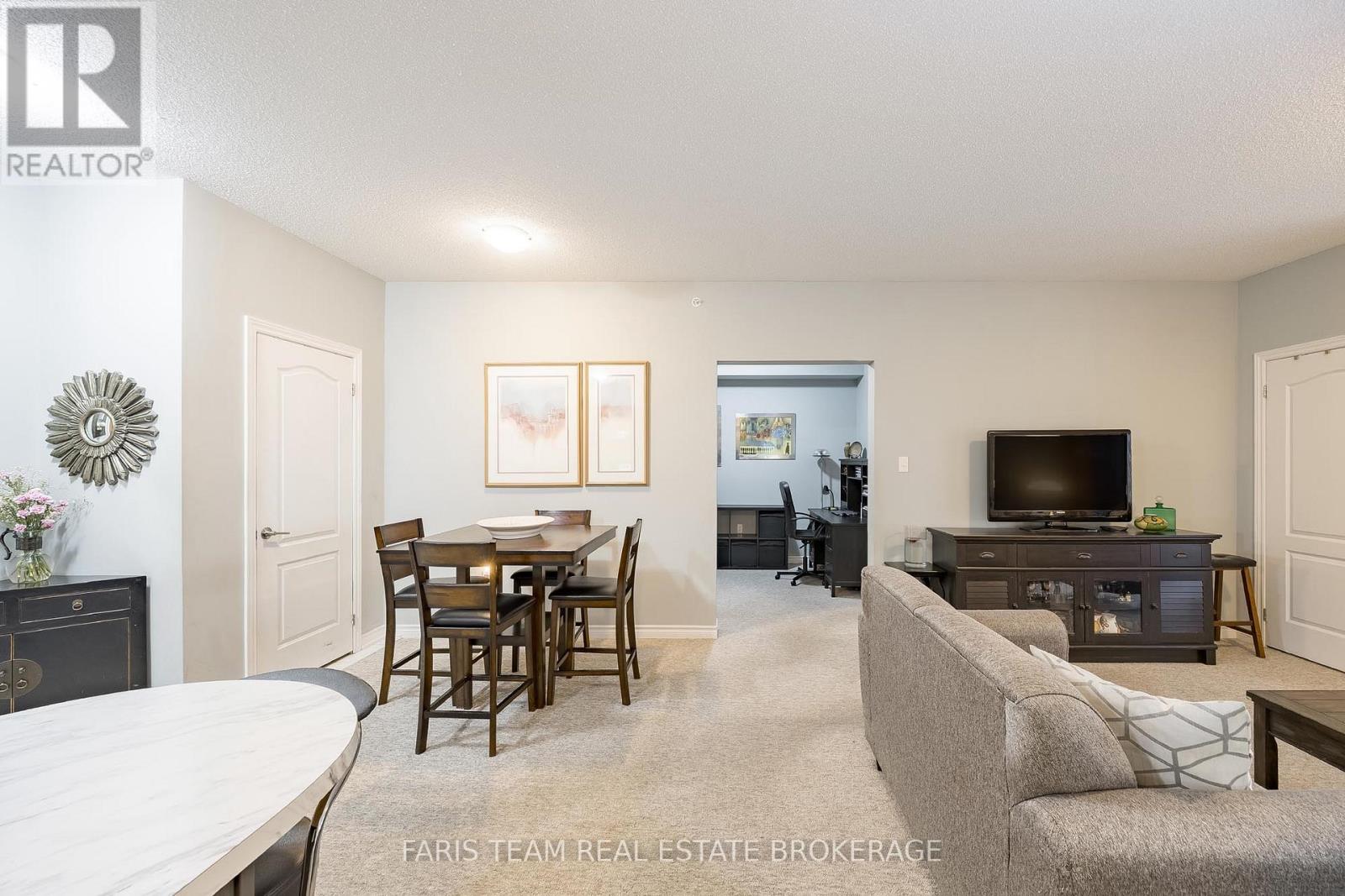 207 - 100 Dean Avenue, Barrie, Ontario  L9J 0H1 - Photo 8 - S12604416