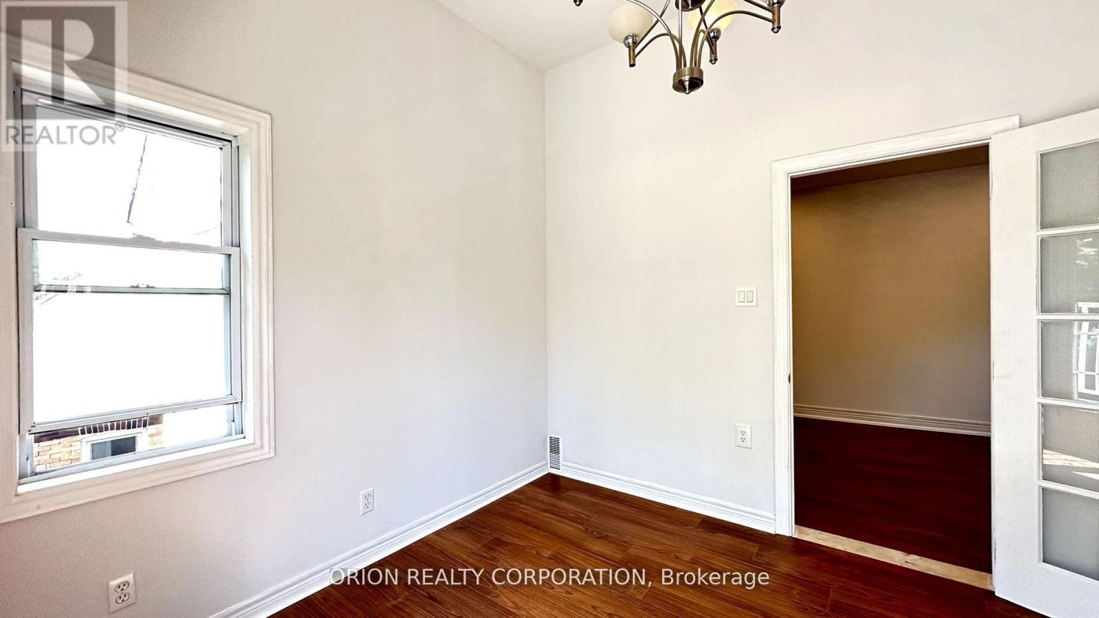 20 Holgate Street, Barrie (Allandale), Ontario  L4N 2T5 - Photo 30 - S12604444