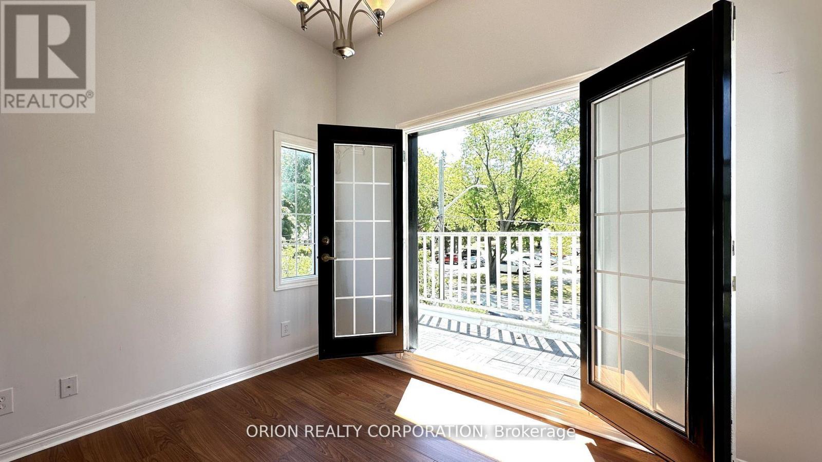 20 Holgate Street, Barrie (Allandale), Ontario  L4N 2T5 - Photo 31 - S12604444