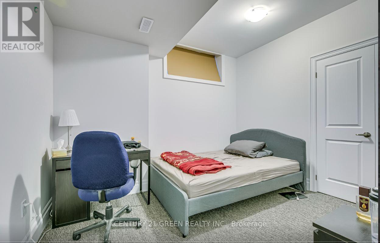 1367 Pelican Passage, Oakville, Ontario  L6H 7Z9 - Photo 35 - W12572956