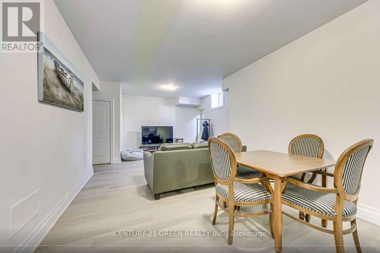 1367 Pelican Passage, Oakville, Ontario  L6H 7Z9 - Photo 31 - W12572956