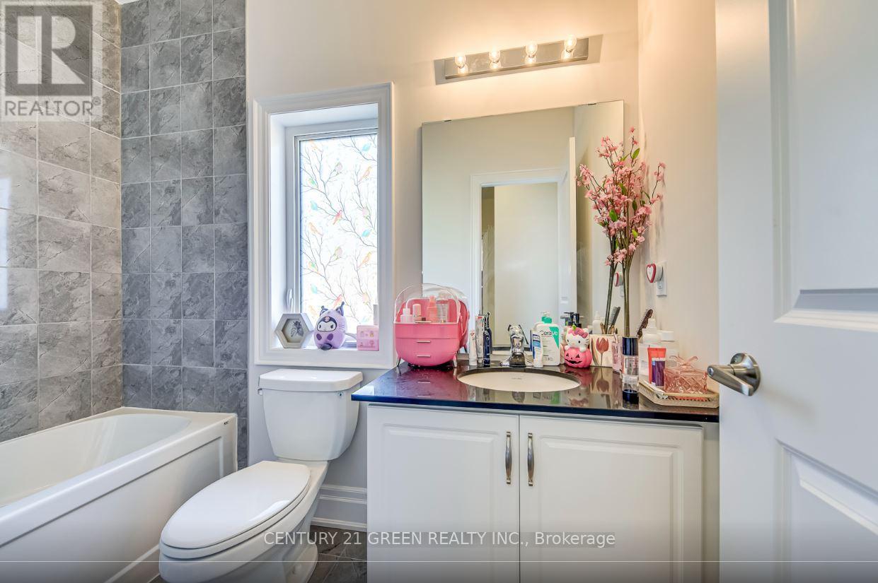 1367 Pelican Passage, Oakville, Ontario  L6H 7Z9 - Photo 25 - W12572956