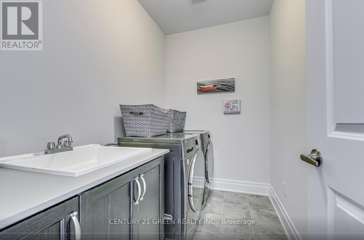 1367 Pelican Passage, Oakville, Ontario  L6H 7Z9 - Photo 26 - W12572956