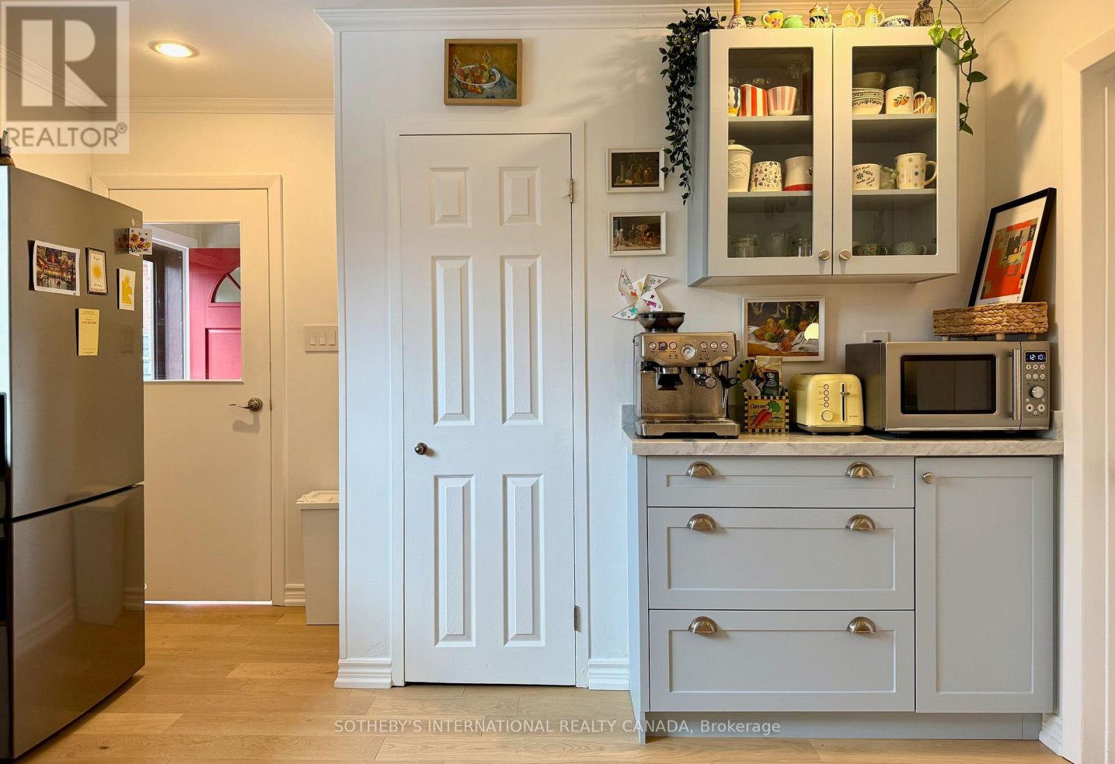 740 Clarkson Road S, Mississauga, Ontario  L5J 2T9 - Photo 9 - W12602872