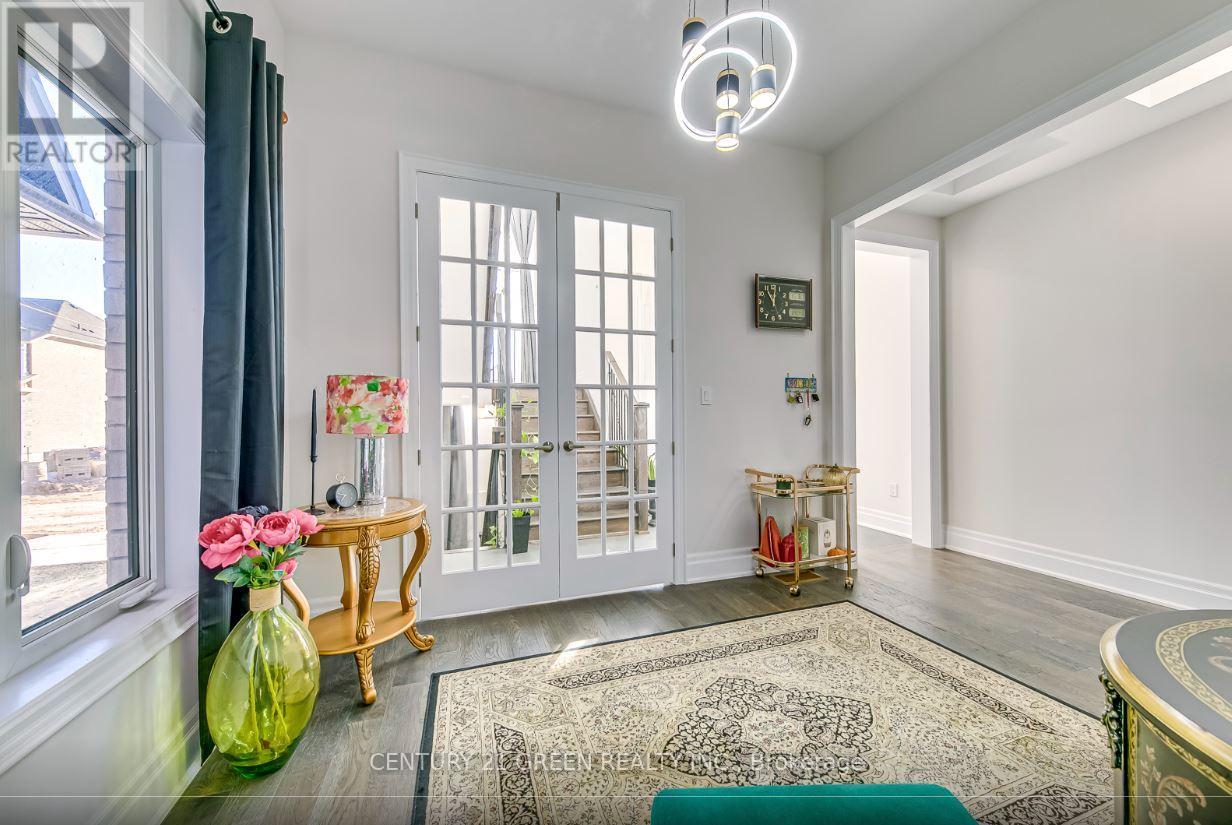 1367 Pelican Passage, Oakville, Ontario  L6H 7Z9 - Photo 5 - W12572956