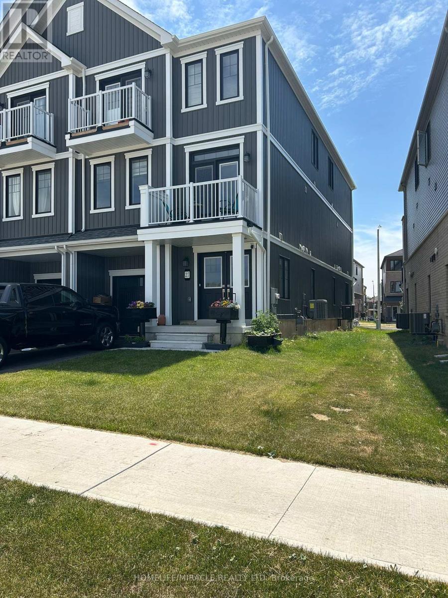 27 Central Market Drive, Haldimand, Ontario  N3W 0J3 - Photo 4 - X12603078