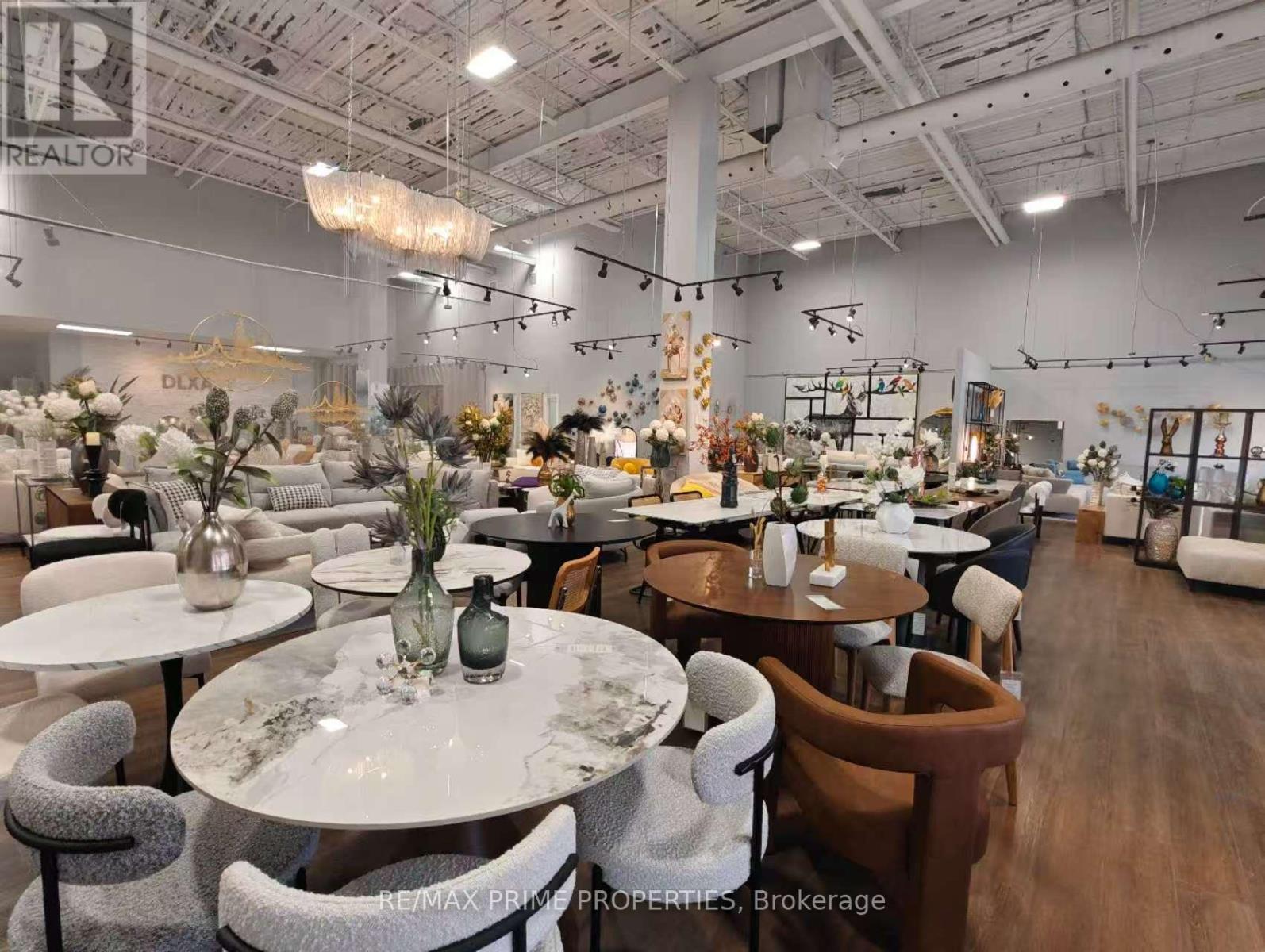 5701 Steeles Avenue W, Toronto, Ontario  M9L 1S7 - Photo 10 - W12604336