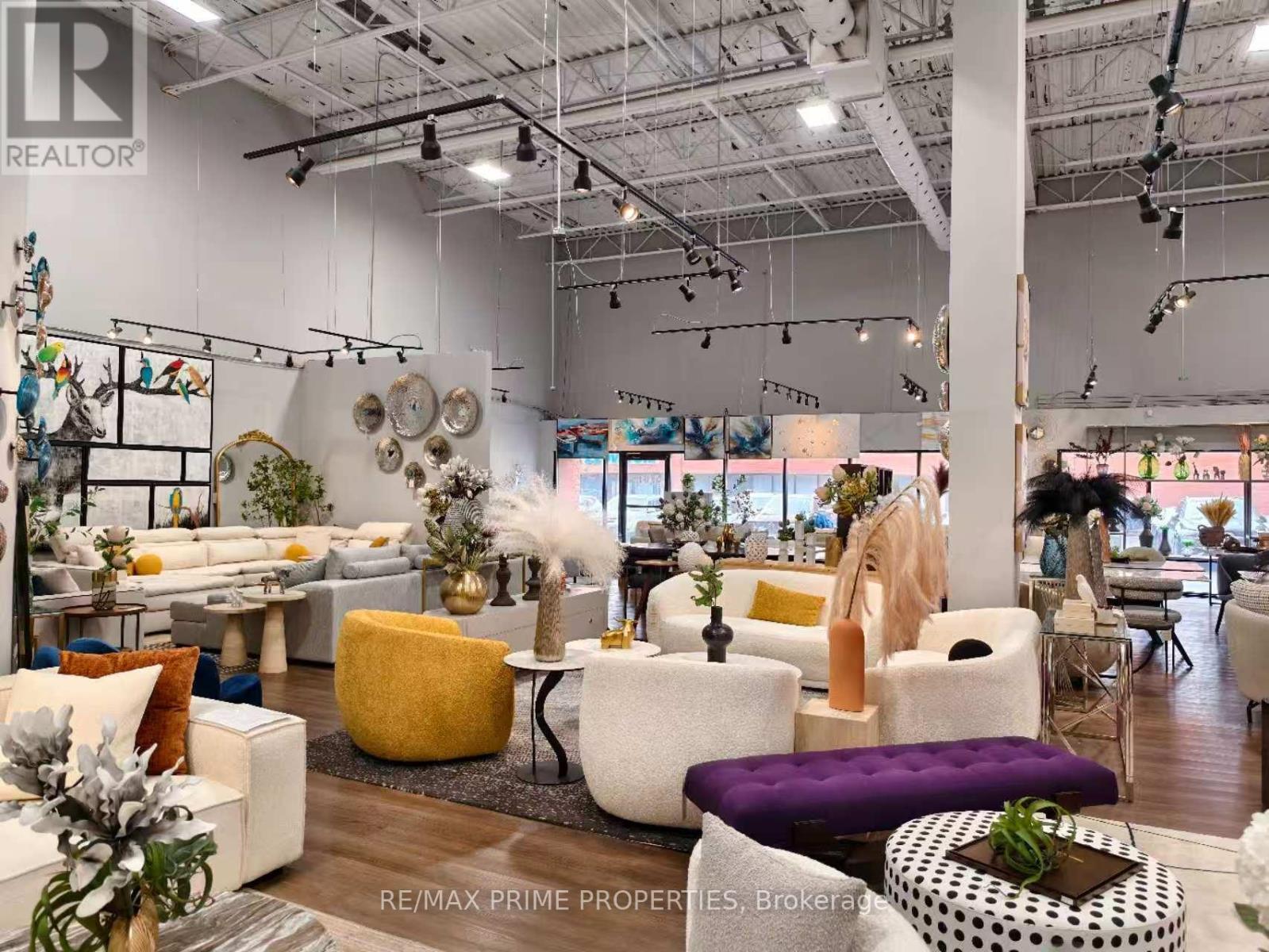 5701 Steeles Avenue W, Toronto, Ontario  M9L 1S7 - Photo 4 - W12604336