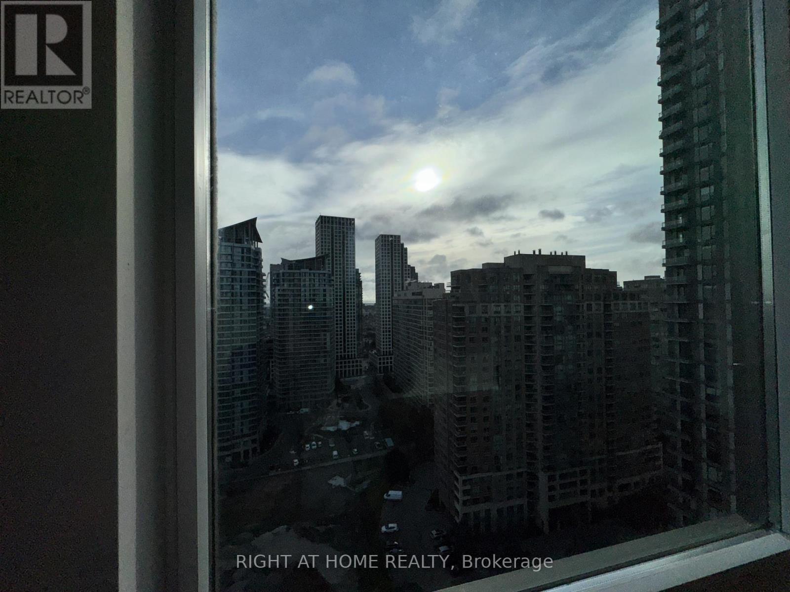 2603 - 208 Enfield Place, Mississauga, Ontario  L5B 0G8 - Photo 12 - W12604340