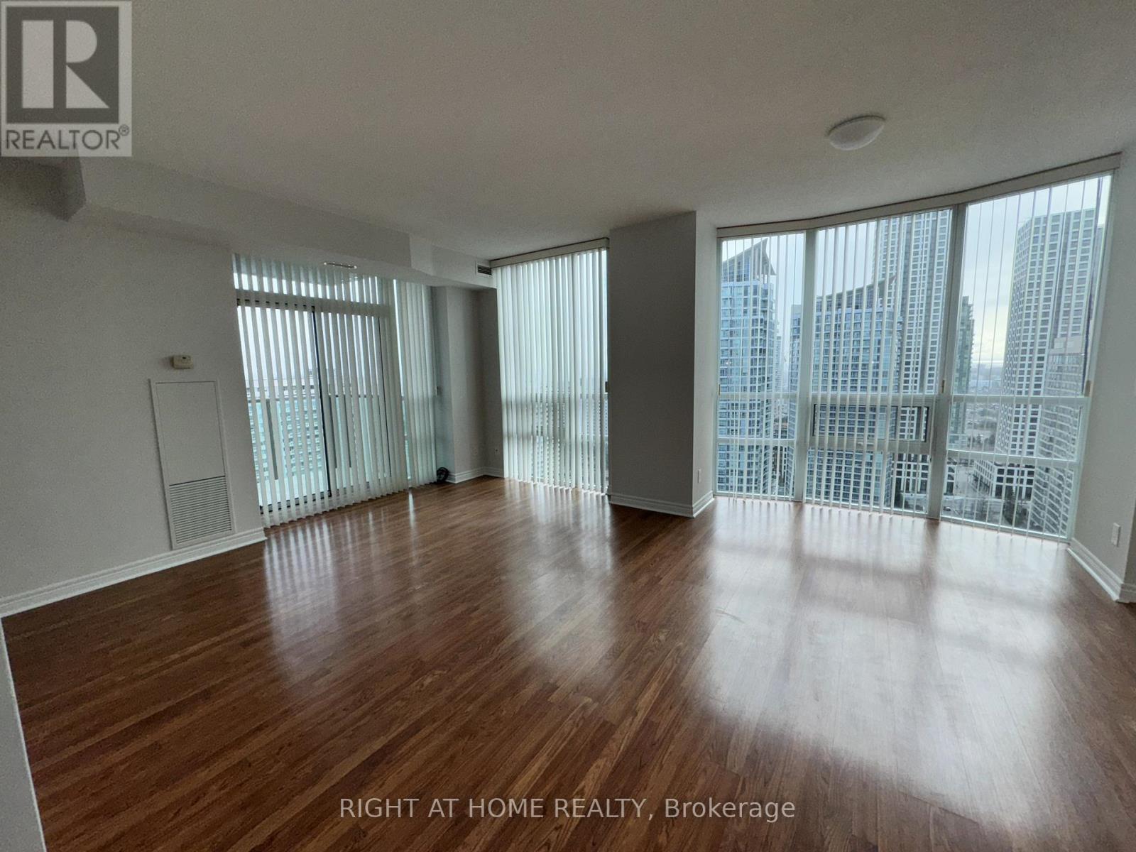 2603 - 208 Enfield Place, Mississauga, Ontario  L5B 0G8 - Photo 16 - W12604340