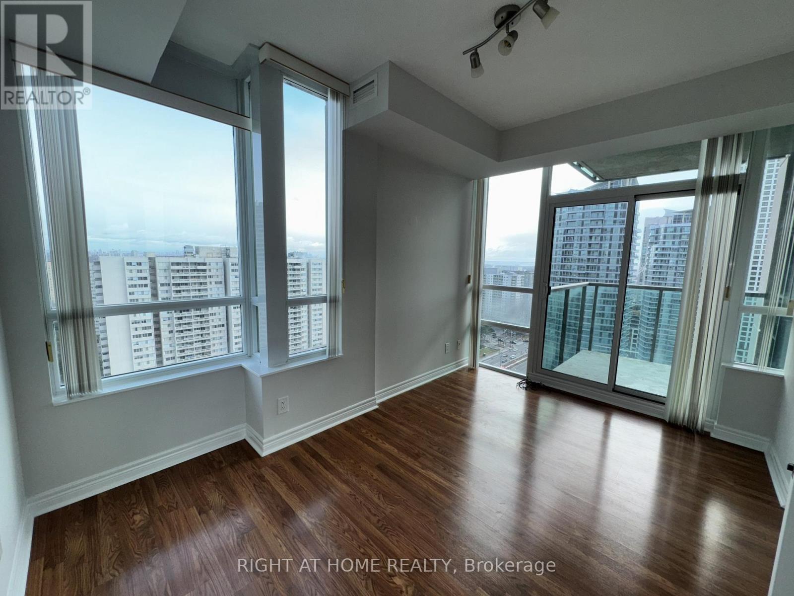 2603 - 208 Enfield Place, Mississauga, Ontario  L5B 0G8 - Photo 22 - W12604340