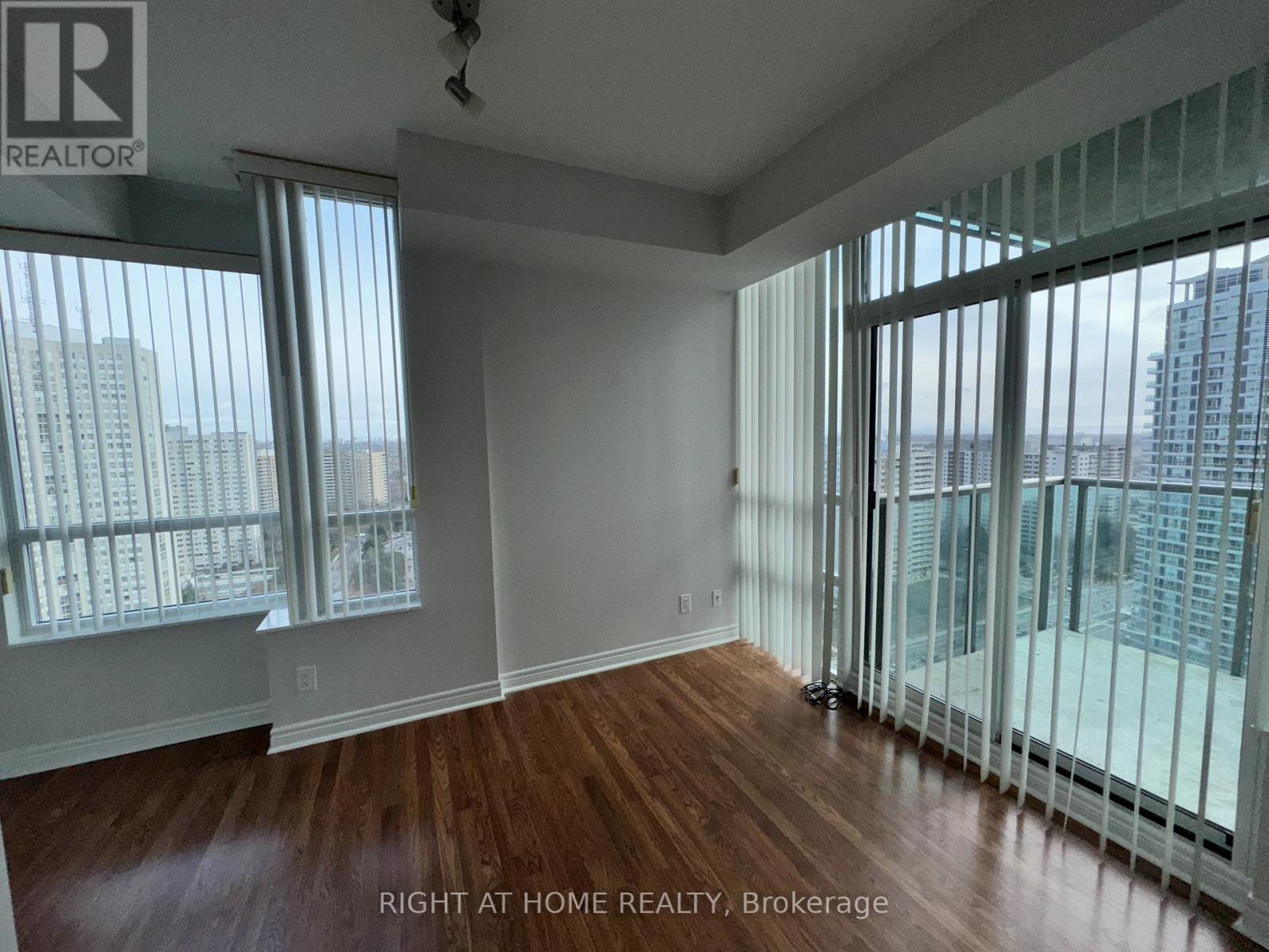 2603 - 208 Enfield Place, Mississauga, Ontario  L5B 0G8 - Photo 23 - W12604340