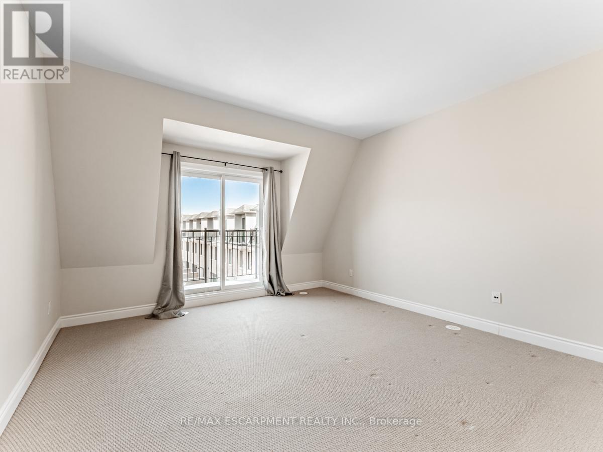 2163 Lillykin Street, Oakville, Ontario  L6H 7H2 - Photo 22 - W12604352