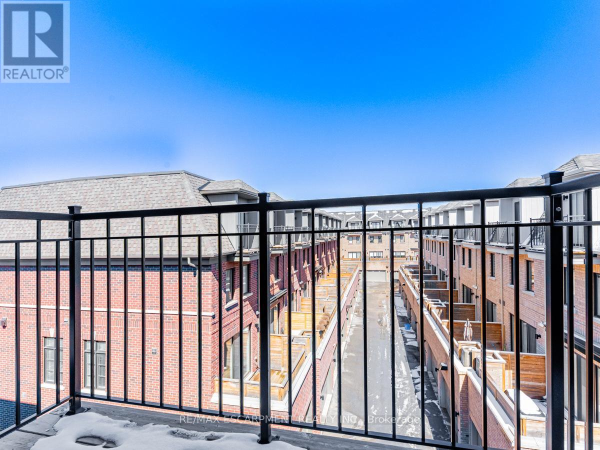 2163 Lillykin Street, Oakville, Ontario  L6H 7H2 - Photo 32 - W12604352