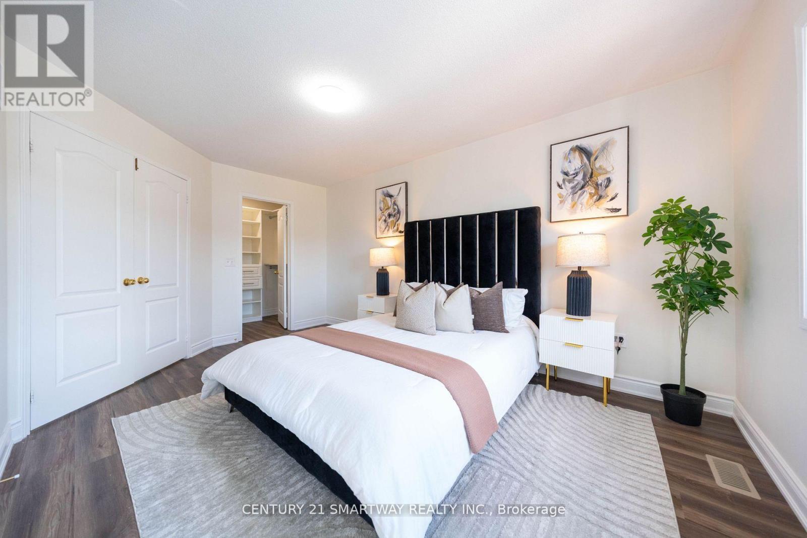 3424 Angel Pass Drive, Mississauga, Ontario  L5M 7N4 - Photo 21 - W12604358