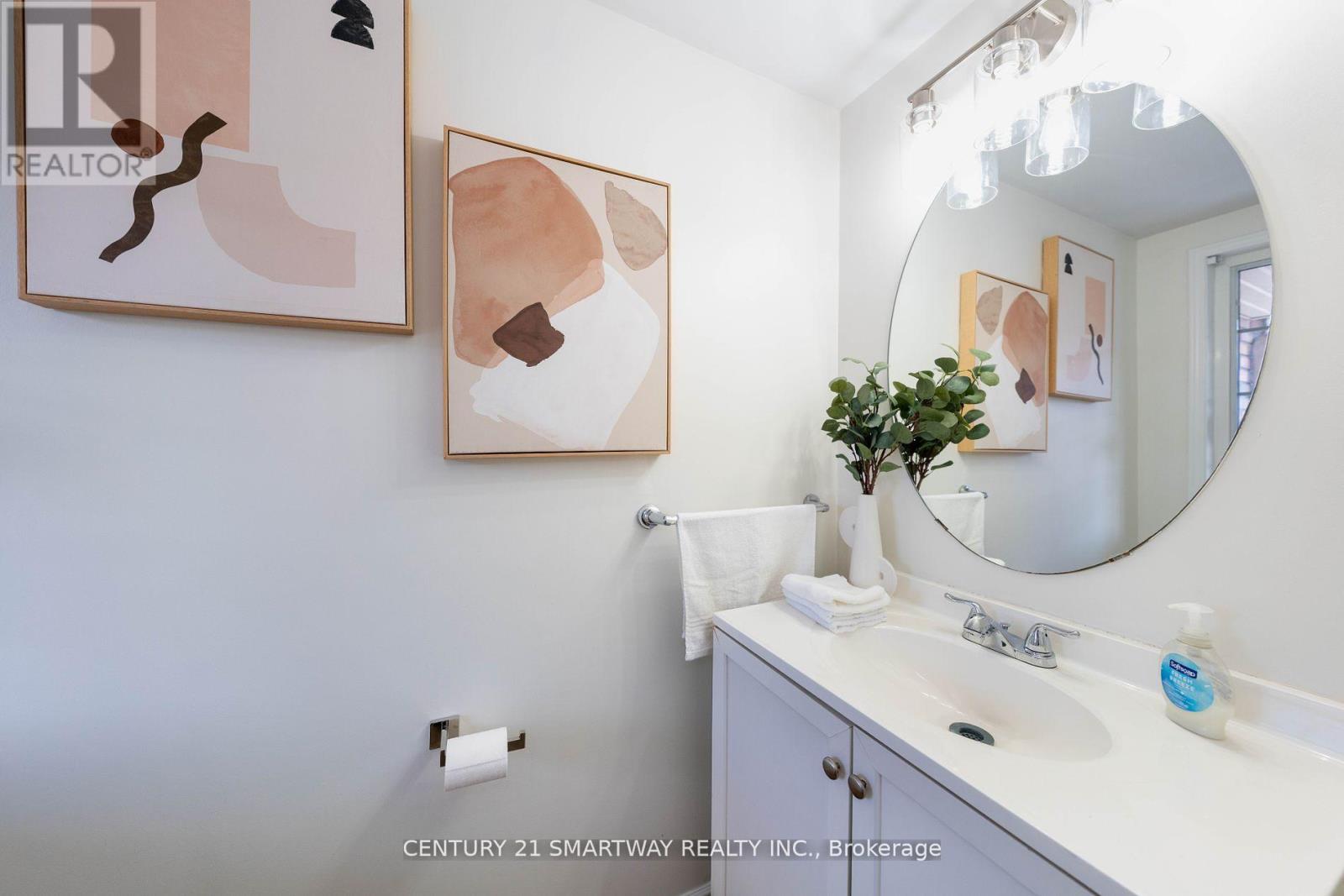 3424 Angel Pass Drive, Mississauga, Ontario  L5M 7N4 - Photo 36 - W12604358