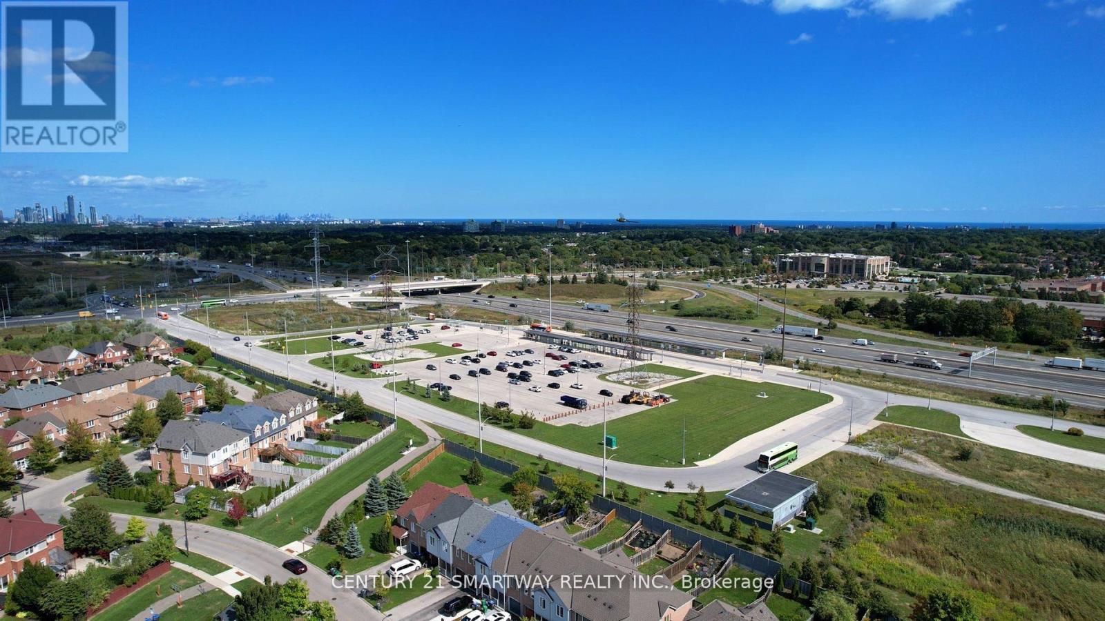 3424 Angel Pass Drive, Mississauga, Ontario  L5M 7N4 - Photo 44 - W12604358