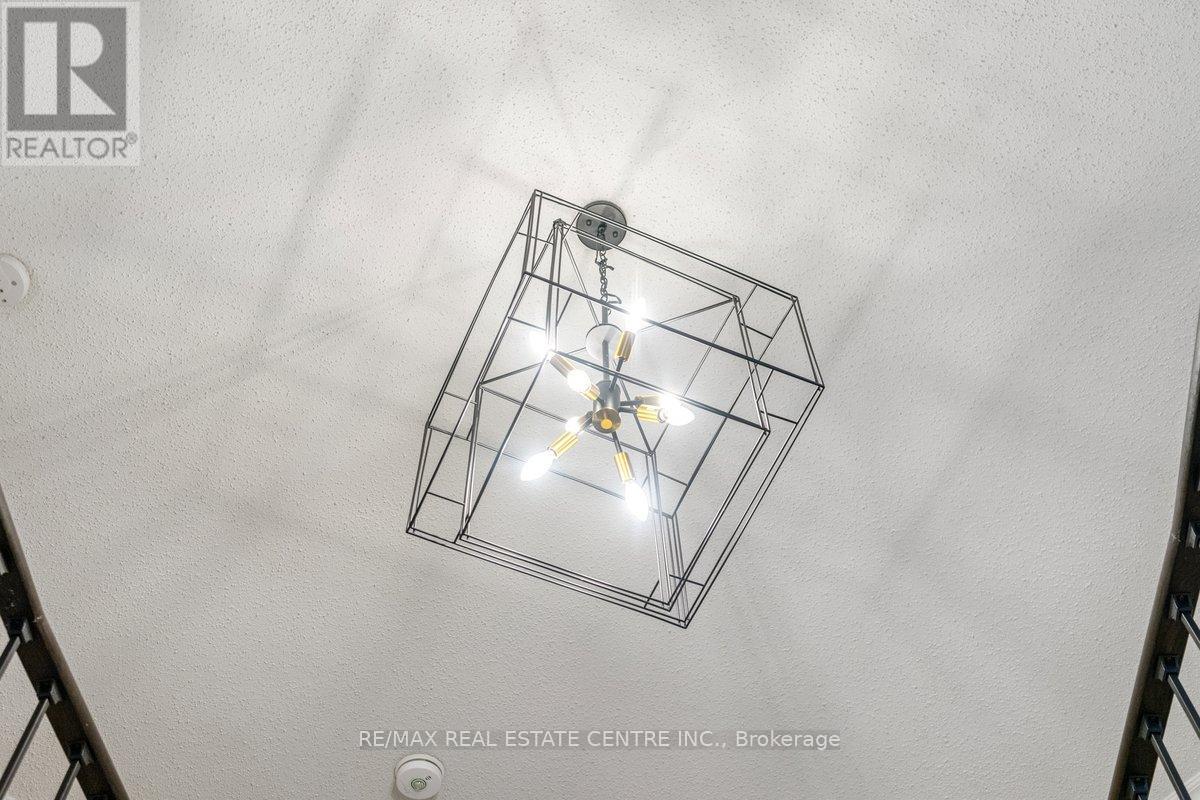 48 Howell Street N, Brampton (Brampton South), Ontario  L6Y 3H8 - Photo 40 - W12604410