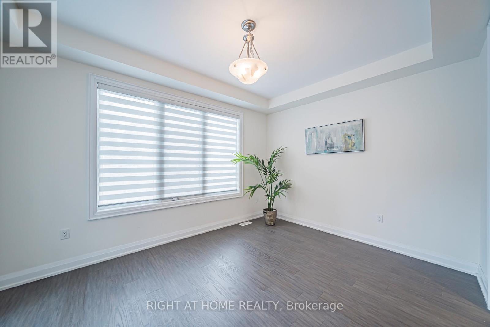 166 Fowley Drive, Oakville, Ontario  L6L 0M8 - Photo 10 - W12604482