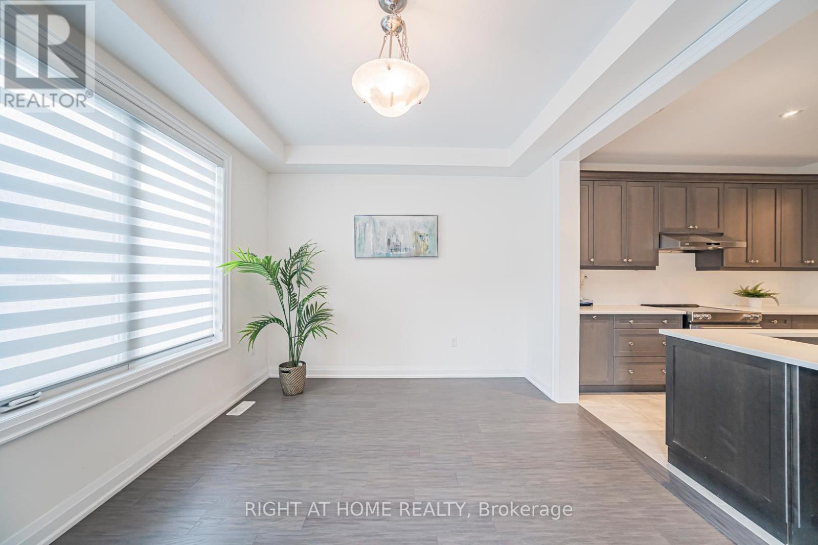 166 Fowley Drive, Oakville, Ontario  L6L 0M8 - Photo 11 - W12604482