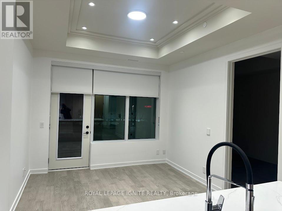 207 - 123 Maurice Drive, Oakville, Ontario  L6K 2W6 - Photo 13 - W12604498