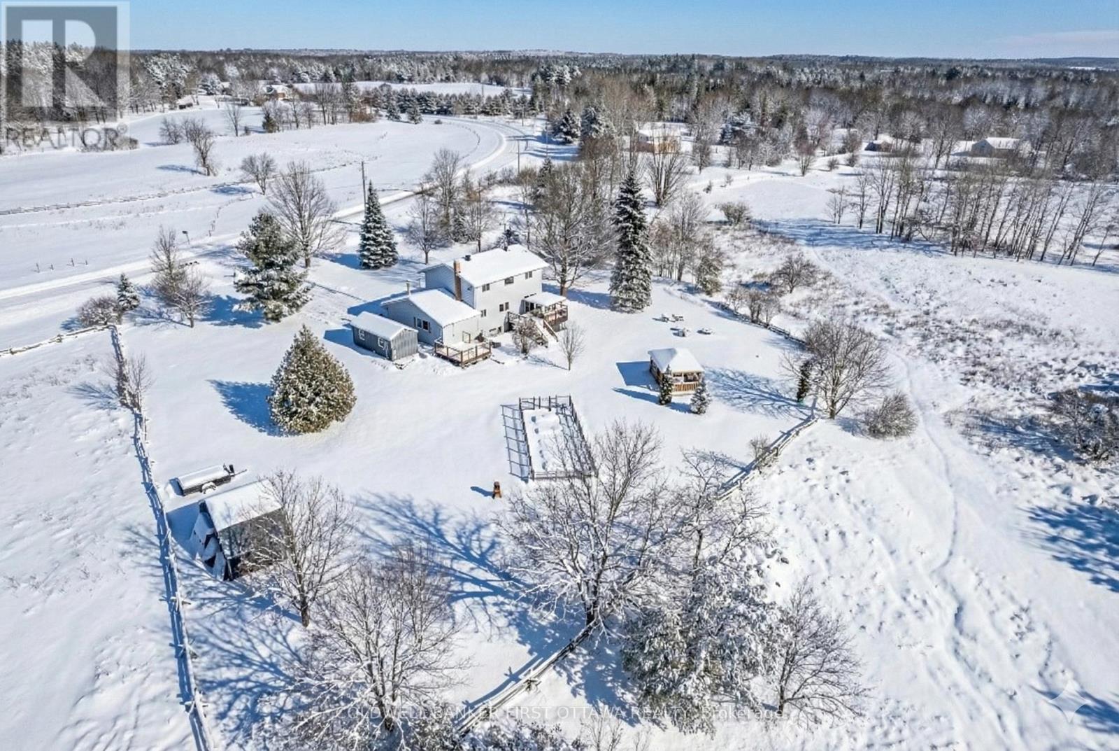 1053 Mitchell Road, Lanark Highlands, Ontario  K0G 1K0 - Photo 4 - X12487084