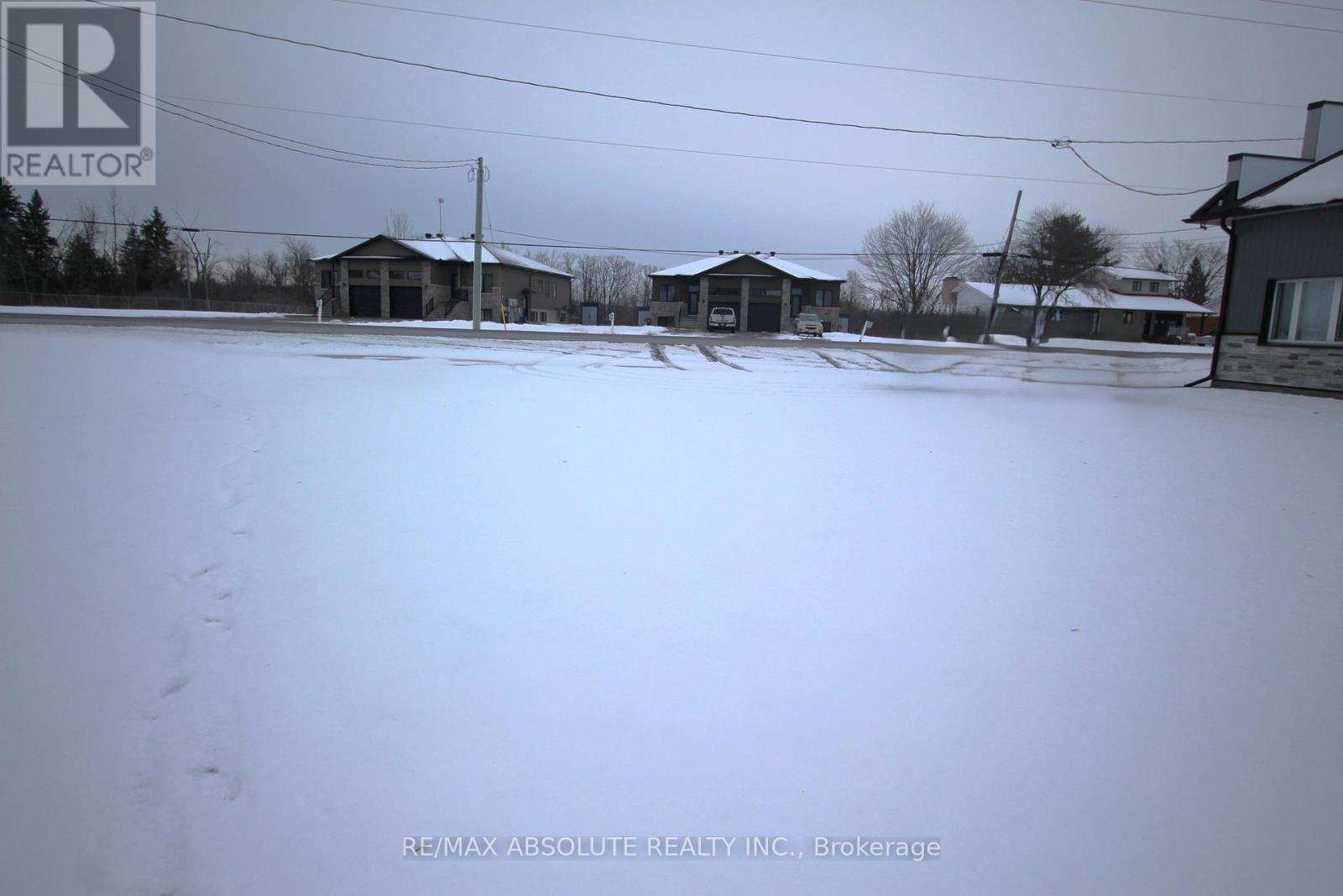 547 County Rd 9 Road, Alfred And Plantagenet, Ontario K0B 1L0 - Photo 5 - X12501662