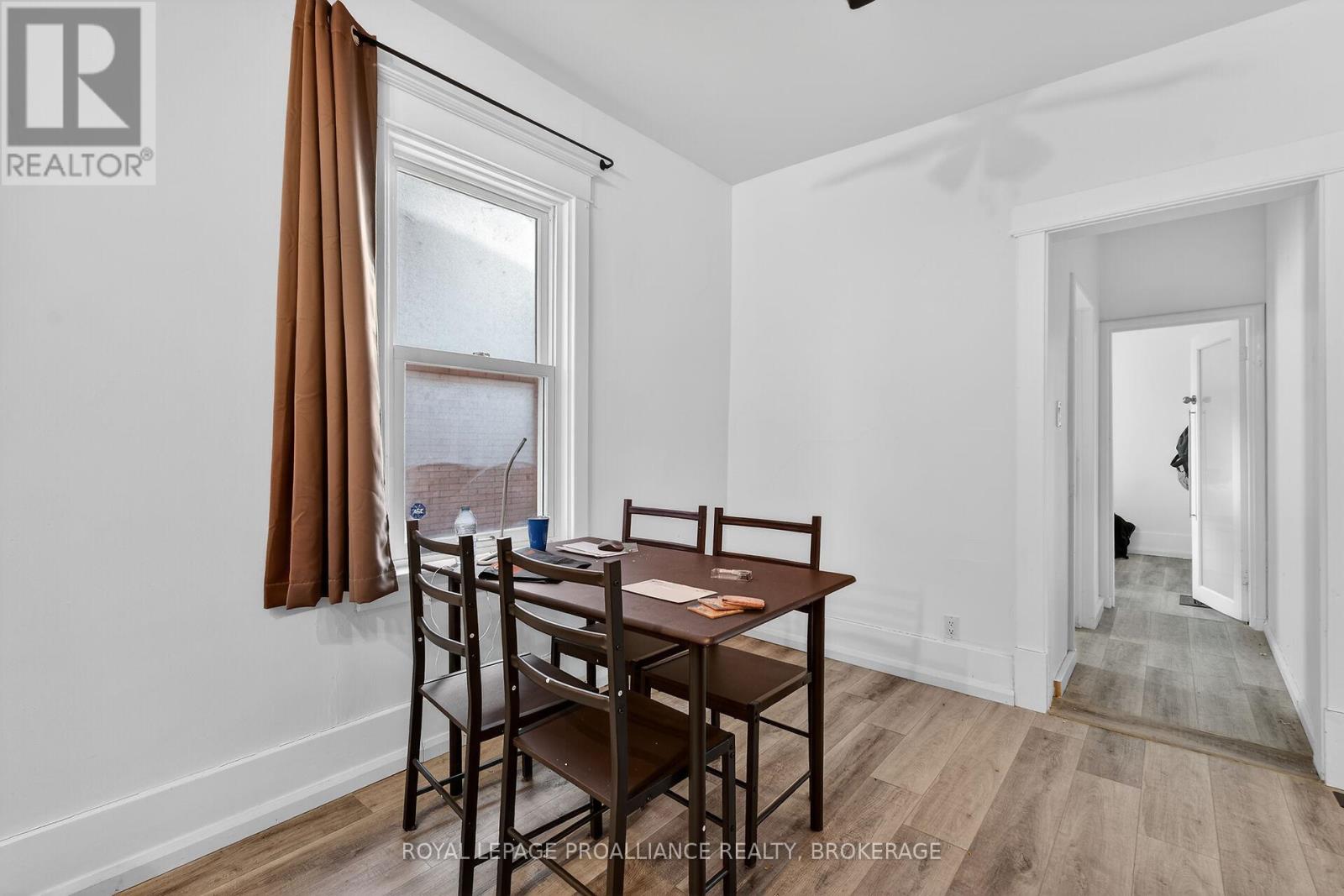 194 Victoria Street, Kingston, Ontario  K7L 3Y8 - Photo 11 - X12604576