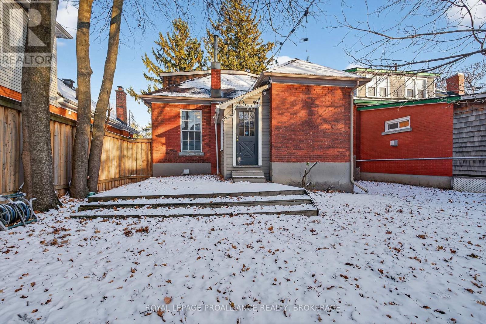 194 Victoria Street, Kingston, Ontario  K7L 3Y8 - Photo 19 - X12604576