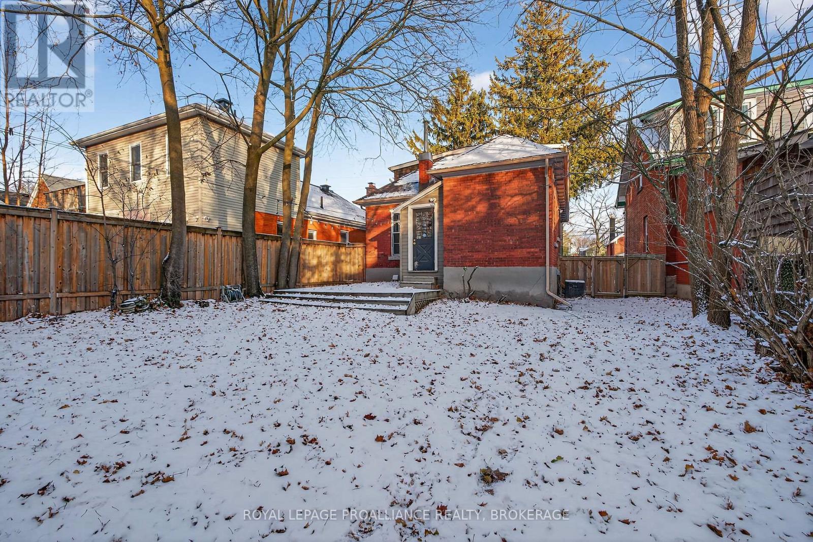 194 Victoria Street, Kingston, Ontario  K7L 3Y8 - Photo 22 - X12604576