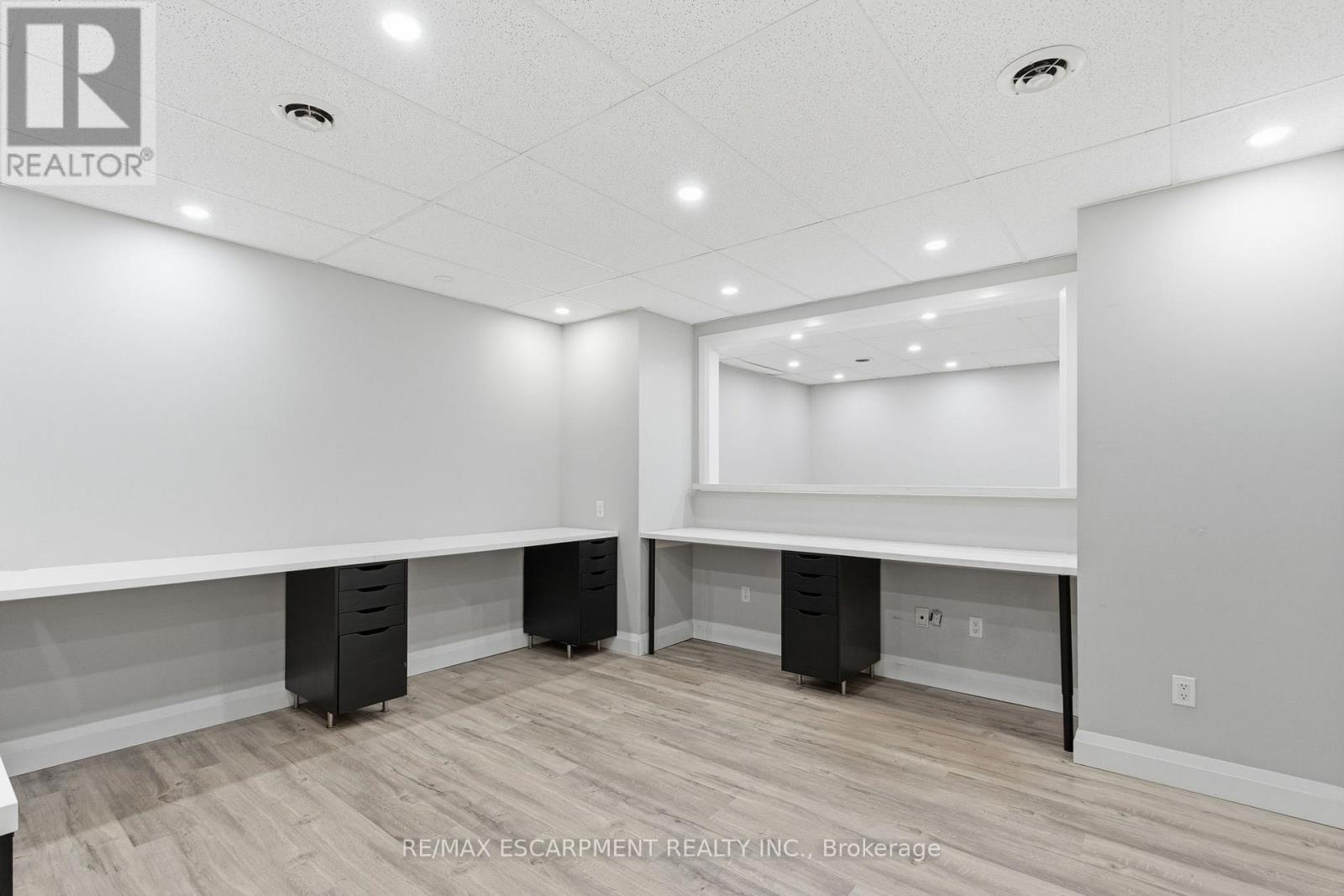 102 - 838 Fennell Avenue E, Hamilton, Ontario  L8V 1V6 - Photo 17 - X12604272