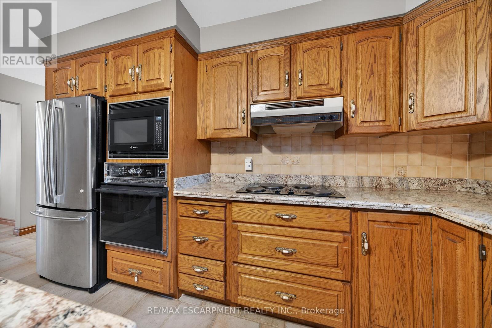 369 Federal Street, Hamilton, Ontario  L8E 2B6 - Photo 13 - X12604300