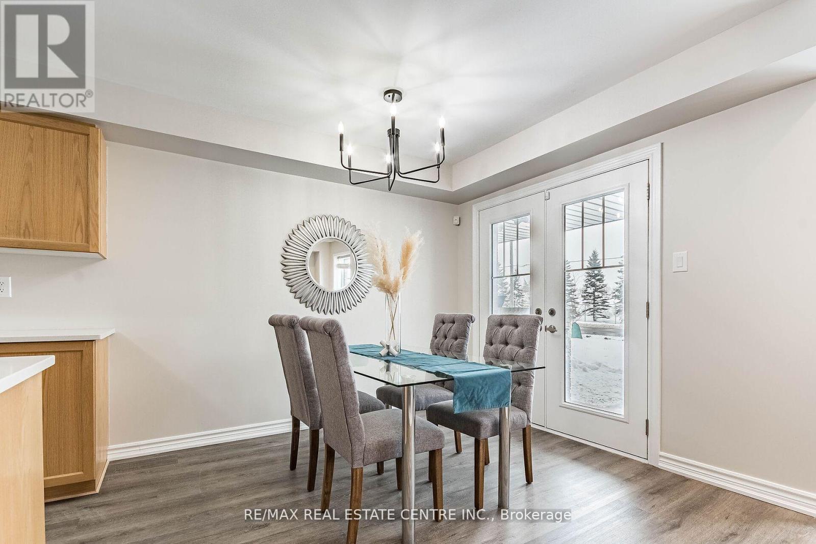 10 Utter Place, Hamilton, Ontario  L8J 0H7 - Photo 17 - X12604330