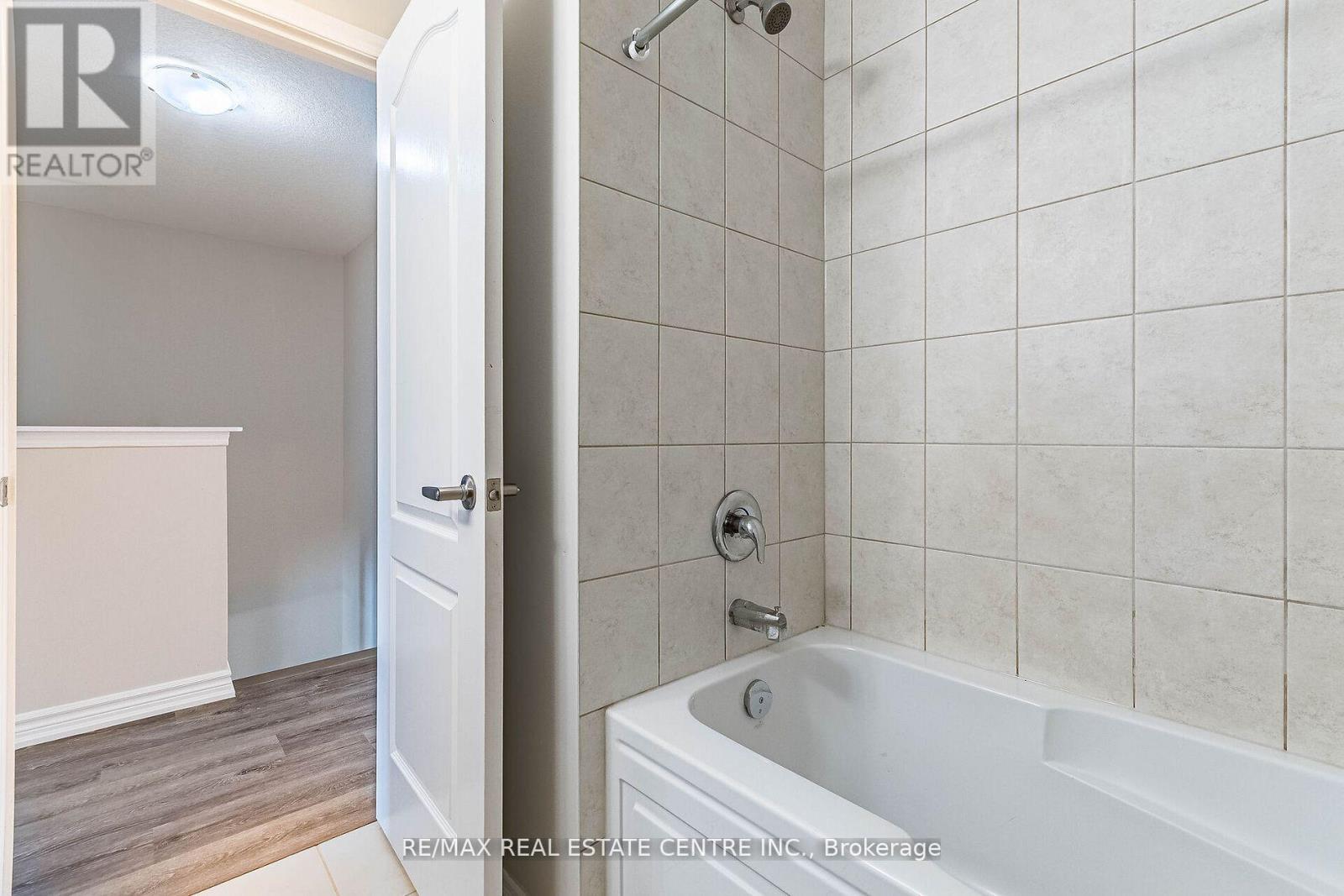 10 Utter Place, Hamilton, Ontario  L8J 0H7 - Photo 29 - X12604330