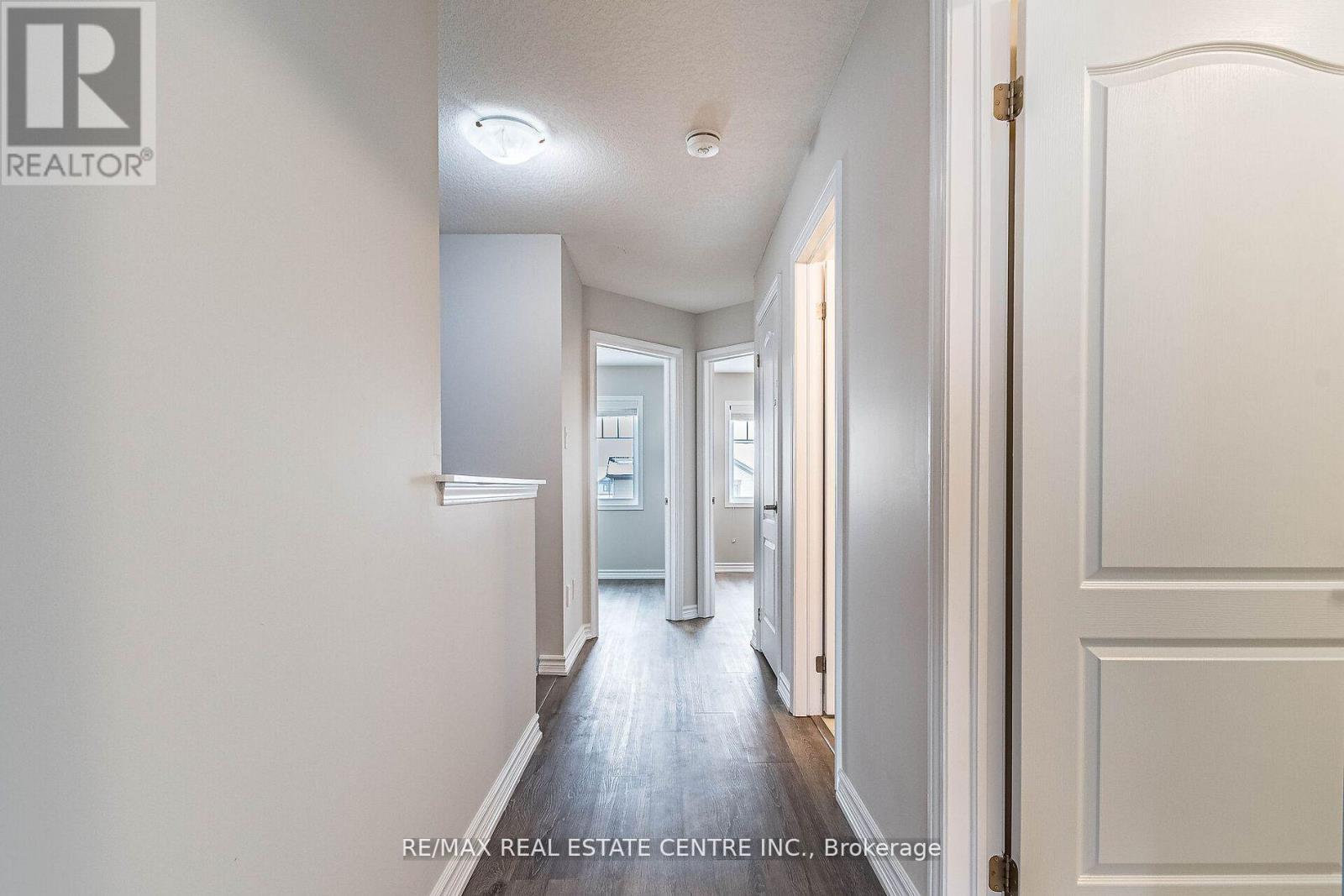 10 Utter Place, Hamilton, Ontario  L8J 0H7 - Photo 33 - X12604330