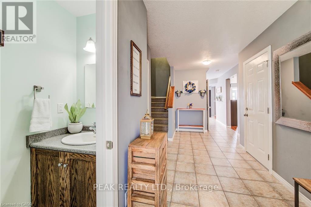 137 Liebler Street, East Zorra-Tavistock, Ontario  N0B 2R0 - Photo 9 - X12604382