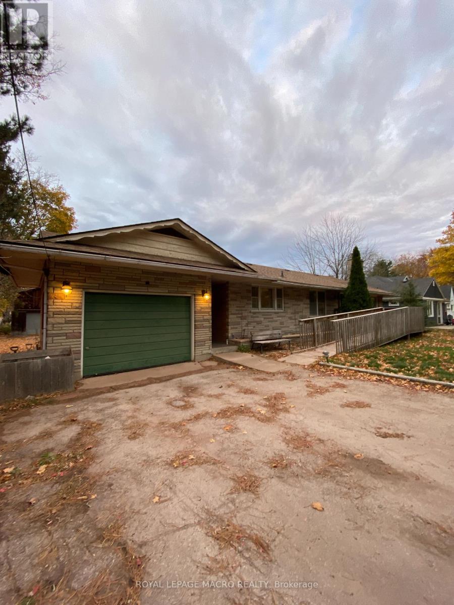 260 Main Street W, Grimsby, Ontario  L3M 1S4 - Photo 2 - X12604486