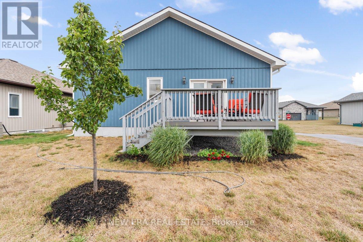 17 Dorchester Drive, Prince Edward County, Ontario  K0K 3L0 - Photo 24 - X12604558