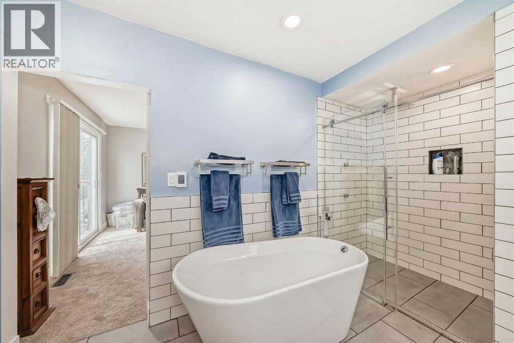 119 Pump Hill Bay Sw, Calgary, Alberta  T2V 4L6 - Photo 19 - A2253037