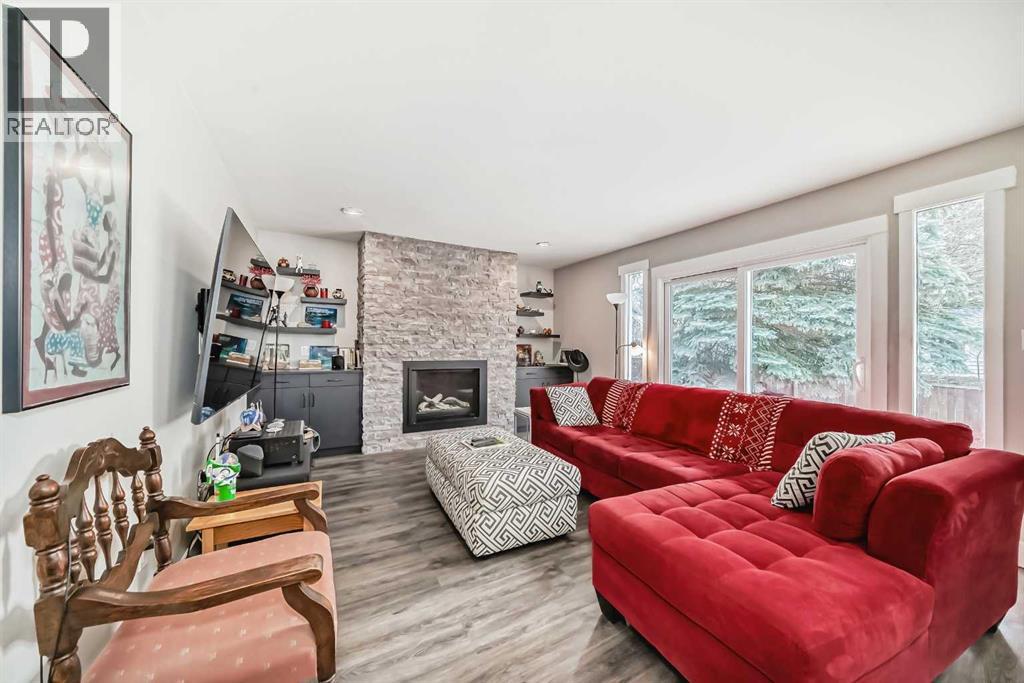 119 Pump Hill Bay Sw, Calgary, Alberta  T2V 4L6 - Photo 12 - A2253037