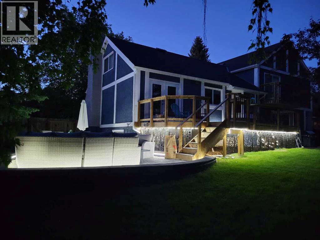 119 Pump Hill Bay Sw, Calgary, Alberta  T2V 4L6 - Photo 38 - A2253037