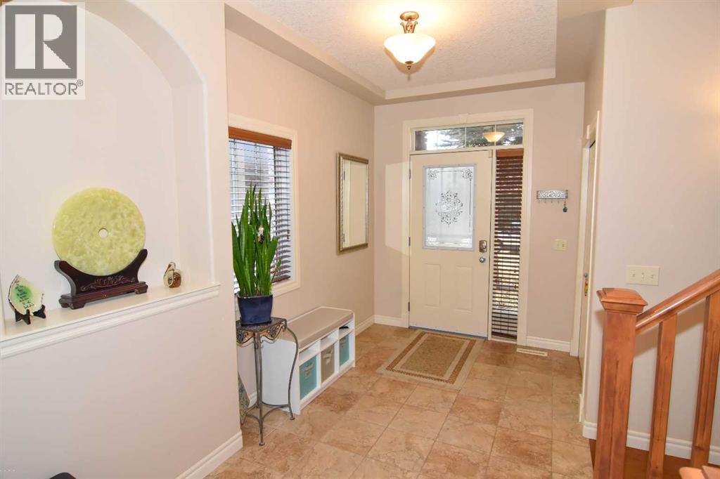 107 Panatella Close Nw, Calgary, Alberta  T3K 0N2 - Photo 7 - A2265413