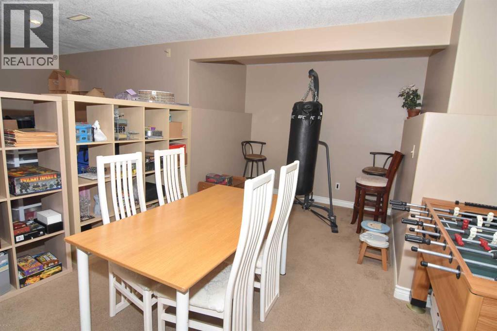 107 Panatella Close Nw, Calgary, Alberta  T3K 0N2 - Photo 38 - A2265413