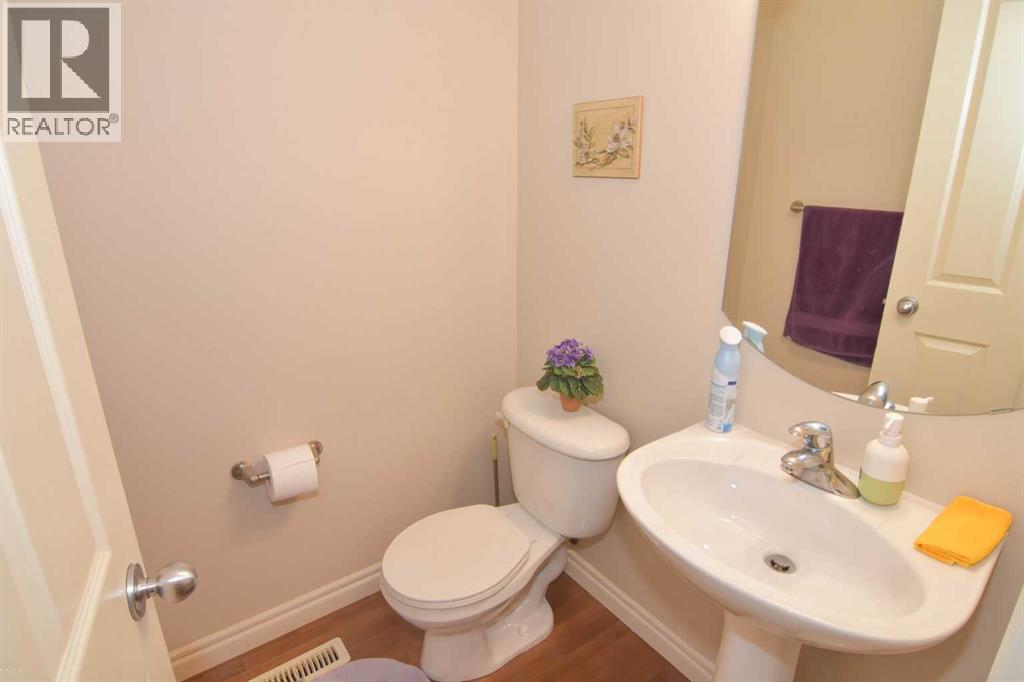 107 Panatella Close Nw, Calgary, Alberta  T3K 0N2 - Photo 21 - A2265413