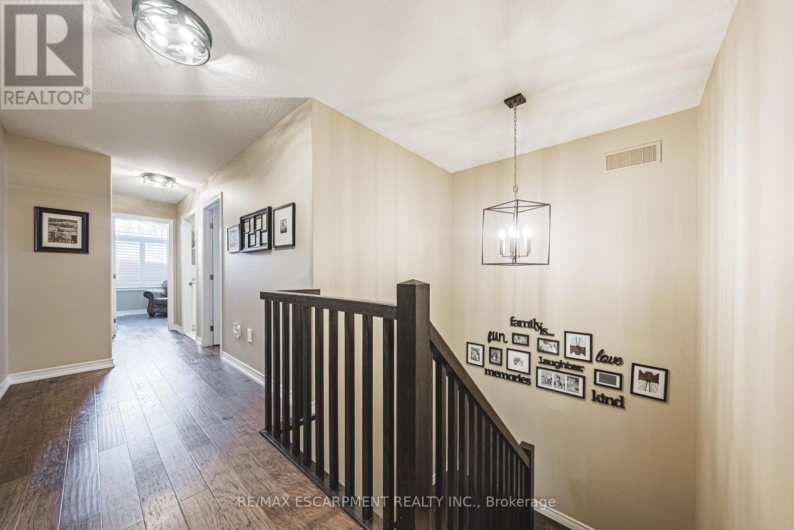 68 Kinsman Drive, Hamilton, Ontario  L0R 1C0 - Photo 21 - X12466535