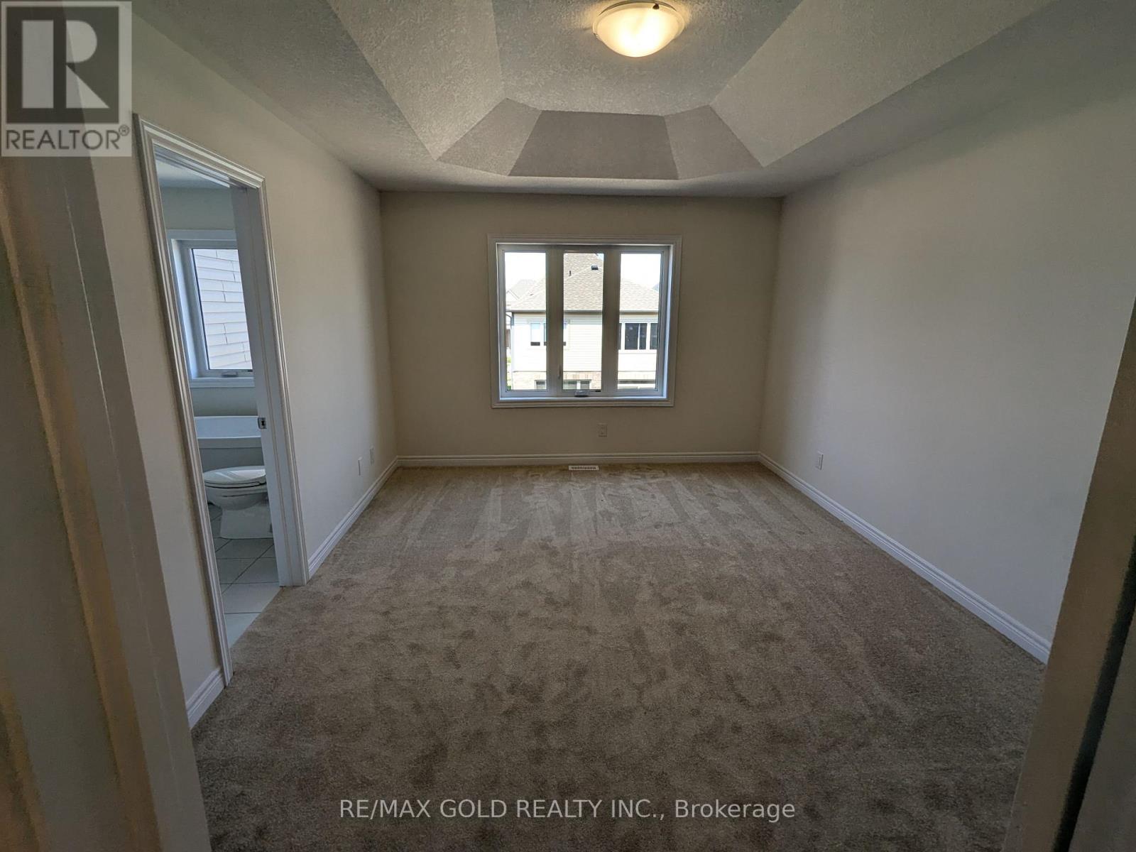 203 Broadacre Drive, Kitchener, Ontario  N2R 0S6 - Photo 11 - X12601246