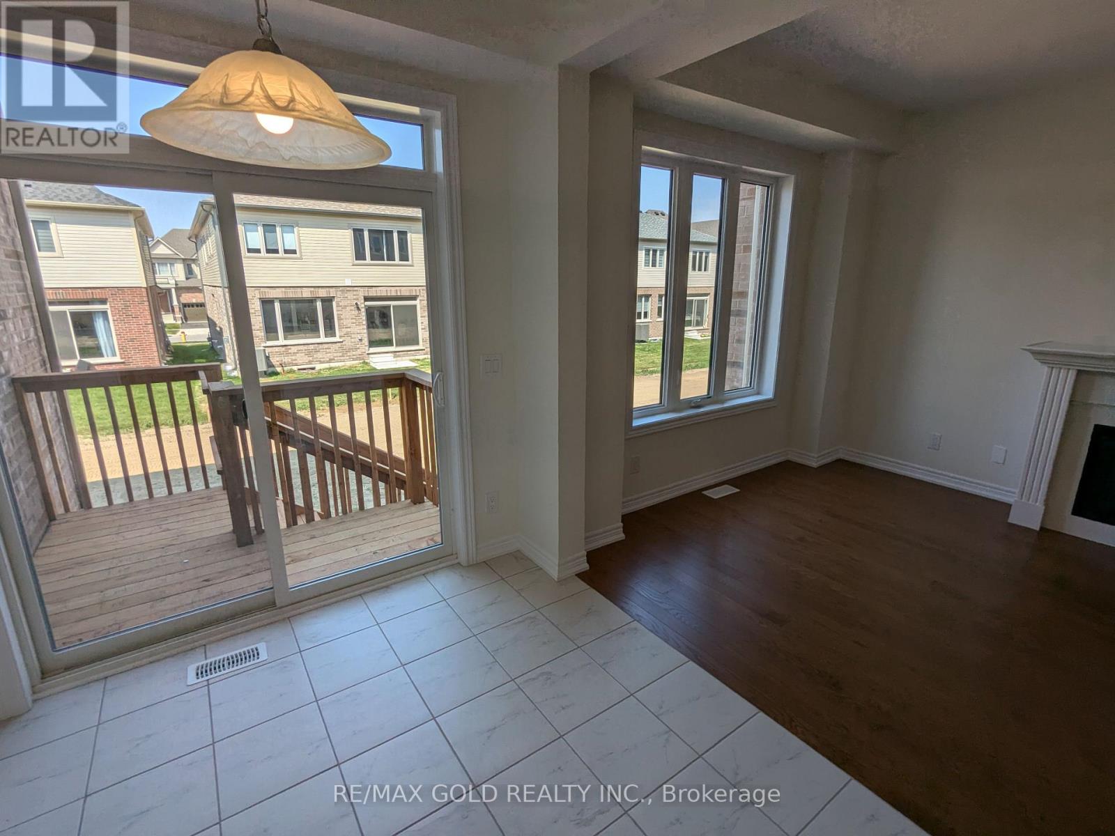 203 Broadacre Drive, Kitchener, Ontario  N2R 0S6 - Photo 17 - X12601246